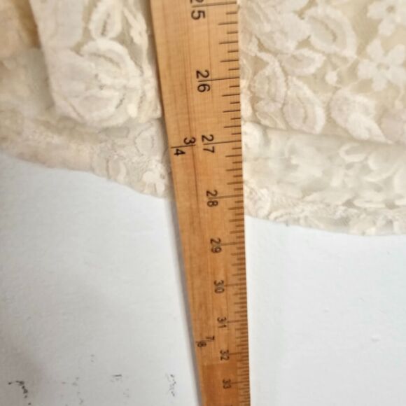 Splendid Cream Sheer Floral Lace Scoop Neck Breast Pocket Racerback Tank Medium - Picture 5 of 7